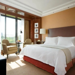 Four Seasons Hotel London at Park Lane 5* Номер Делюкс с различными типами кроватей