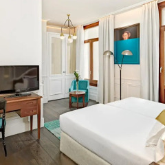H10 Villa de la Reina Boutique Hotel 4* Номер Deluxe terrace с различными типами кроватей