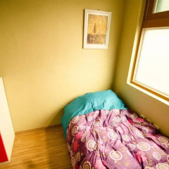 Kimchee Sinchon Guesthouse - Hostel Стандартный номер с различными типами кроватей фото 19