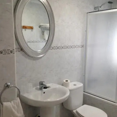 Отель Apartamentos Acacio ванная фото 2