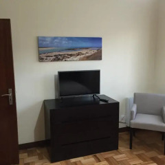 Апартаменты Oporto Quiet and Nice Apartment комната для гостей