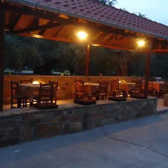 Iraklis Hotel гостиничный бар