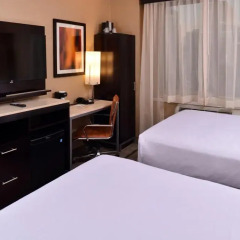 Отель Holiday Inn New York City - Times Square 3* Стандартный номер с различными типами кроватей фото 16