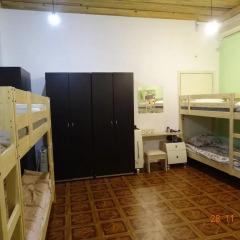 Hostel Vesna Кровать в женском общем номере двухъярусные кровати фото 7