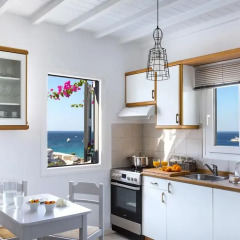 Отель Bay Bees Sea view Suites & Homes в номере