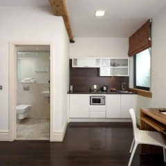 Отель ROOMZZZ Студия фото 3