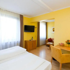 Отель Parkhotel im Lehel Германия, Мюнхен - 1 отзыв об отеле, цены и фото номеров - забронировать отель Parkhotel im Lehel онлайн комната для гостей фото 5