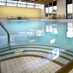Отель Residence Inn by Marriott Vancouver Downtown Канада, Ванкувер - отзывы, цены и фото номеров - забронировать отель Residence Inn by Marriott Vancouver Downtown онлайн бассейн