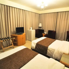 Phoenicia Hotel 2* Стандартный номер с двуспальной кроватью фото 2