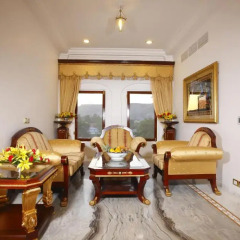 Отель The Raj Palace (Small Luxury Hotels of the World) 5* Люкс с различными типами кроватей фото 2