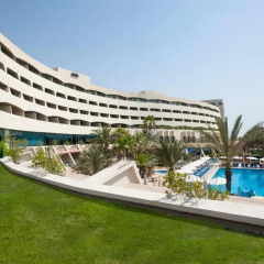 Отель Occidental Sharjah Grand 4* Стандартный номер с различными типами кроватей фото 2