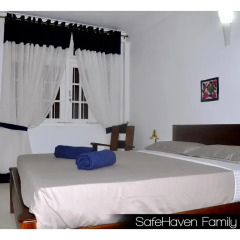 Отель SafeHaven Family Villa комната для гостей фото 2