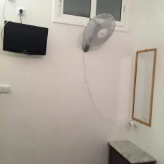 Отель Hostal Mont Thabor Номер категории Эконом с различными типами кроватей фото 11