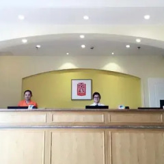 Отель Home Inn Shanghai Pudong Airport Free Trading Area Китай, Шанхай - отзывы, цены и фото номеров - забронировать отель Home Inn Shanghai Pudong Airport Free Trading Area онлайн интерьер отеля фото 2