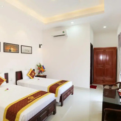 Отель Phoenix Homestay Hoi An 2* Улучшенный номер с различными типами кроватей фото 3
