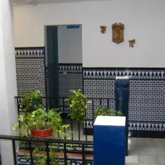 Отель Pensión La Montoreña