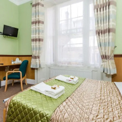Gower House Hotel 3* Стандартный номер с двуспальной кроватью фото 7