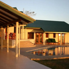 Отель Bularangi Villa, Fiji бассейн