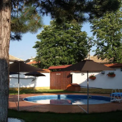 Отель Bolyarski Stan Guest House Шумен бассейн фото 2