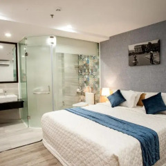 Отель LaLuna Saigon 3* Номер Делюкс с различными типами кроватей фото 2