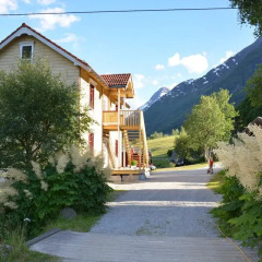 Отель Nesset Fjordcamping Номер с общей ванной комнатой с различными типами кроватей (общая ванная комната) фото 3