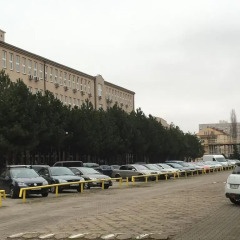 Отель Baza Hotelowa Nowe Horyzonty Варшава парковка
