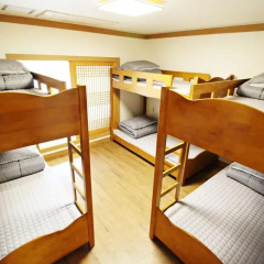 Отель Hi Jun Guesthouse Hongdae комната для гостей фото 2
