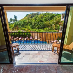 The Windmill Phuket Hotel 4* Семейный люкс разные типы кроватей фото 2