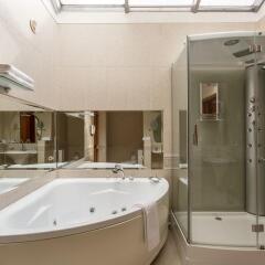 Гостиница Амбассадори 4* Люкс с разными типами кроватей фото 37