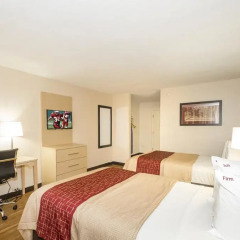 Отель Days Inn Neptune Beach 3* Стандартный номер с 2 отдельными кроватями фото 4