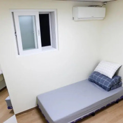 Отель Namsan Gil House 2* Номер Делюкс с различными типами кроватей фото 4