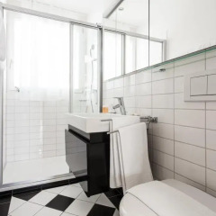 Апартаменты Ema House Serviced Apartments Seefeld Цюрих ванная