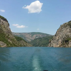 Отель Rozafa Ferry бассейн