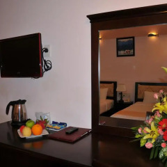 Dong Kinh A Hotel 3* Номер Делюкс с различными типами кроватей фото 7