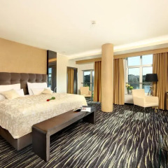 Dancing House Hotel 4* Стандартный номер фото 6