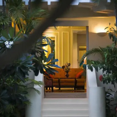 Raffles Grand Hotel d'Angkor 5* Стандартный номер с различными типами кроватей фото 5