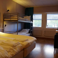 Отель Spoton Hostel & Sportsbar Швеция, Гётеборг - 1 отзыв об отеле, цены и фото номеров - забронировать отель Spoton Hostel & Sportsbar онлайн комната для гостей фото 5