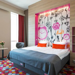 Отель Motel L Hammarby Sjöstad 3* Стандартный семейный номер с двуспальной кроватью фото 3