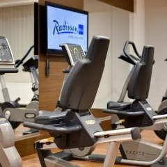 Radisson Blu Hotel, Kyiv Podil фитнесс-зал фото 4