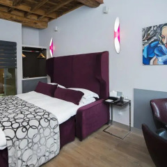Отель Torre Argentina Relais - Residenze di Charme 3* Стандартный семейный номер с двуспальной кроватью фото 3