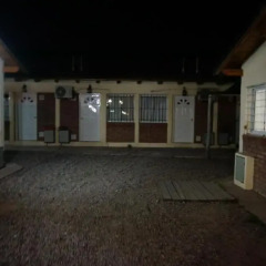 Отель Departamentos Segovia Сан-Рафаэль парковка