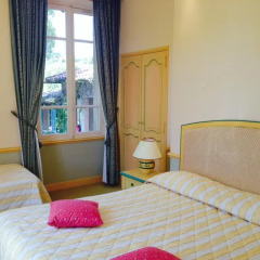Отель Hôtel De Gigaro комната для гостей