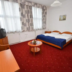 Отель Broadway City Guesthouse 2* Стандартный номер с различными типами кроватей фото 2