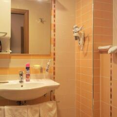 Отель Emerald Resort Studios Болгария, Равда - отзывы, цены и фото номеров - забронировать отель Emerald Resort Studios онлайн ванная