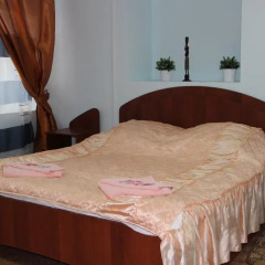 Гостиница Guest House Beryoza Стандартный номер с двуспальной кроватью (общая ванная комната)