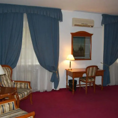 Hotel Academy 4* Улучшенный номер фото 7