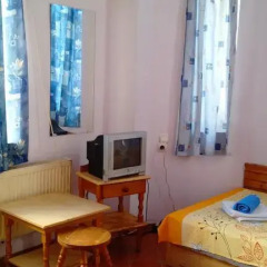 Hostel Enny Стандартный номер с различными типами кроватей фото 3