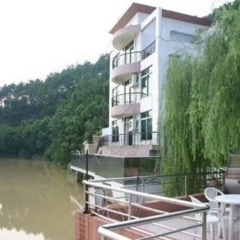 Отель White Cloud Hot Spring Farm Stay балкон
