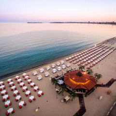 Отель Helena VIP Villas and Suites Болгария, Солнечный берег - отзывы, цены и фото номеров - забронировать отель Helena VIP Villas and Suites онлайн пляж фото 2