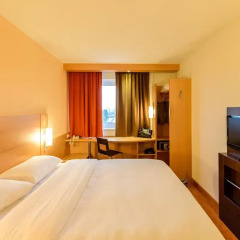Гостиница Ibis Калининград Центр 3* Номер для 1–2 человек с двуспальной кроватью фото 2